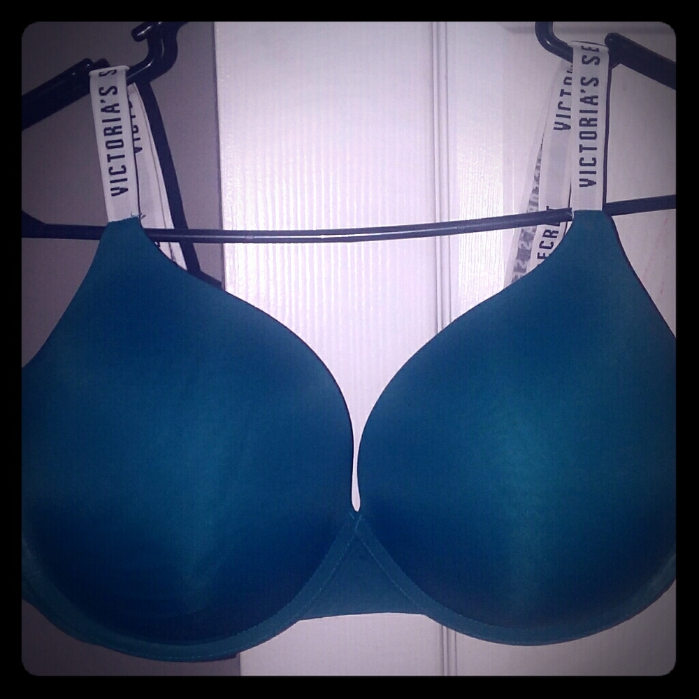 Victoria's secret bra